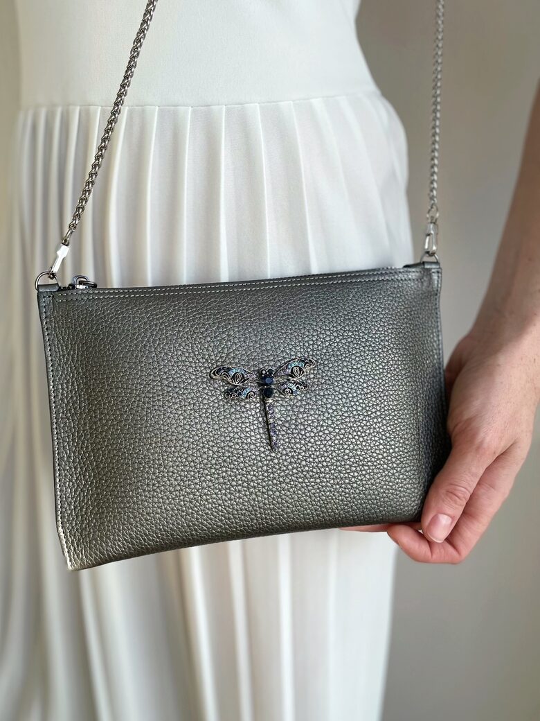 Sudraba plecu somiņa ar sudraba SPĀRI