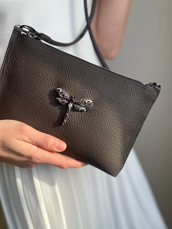 Brūna plecu somiņa ar SPĀRI